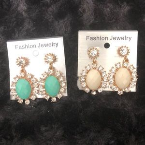 Earrings set of two!